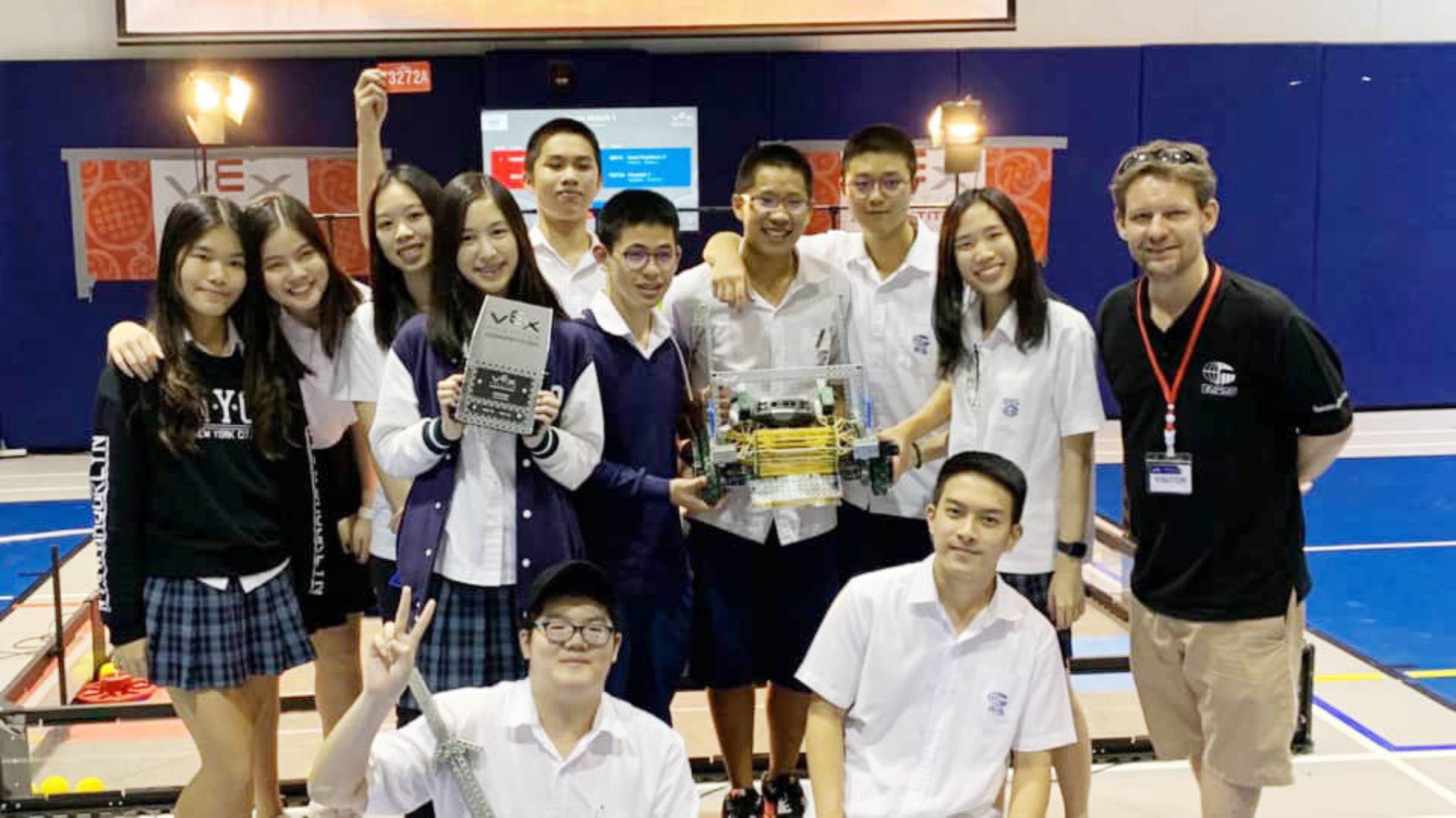 VEX Thailand Robotics Competition: RIS Finalists and Winners of the Design Award